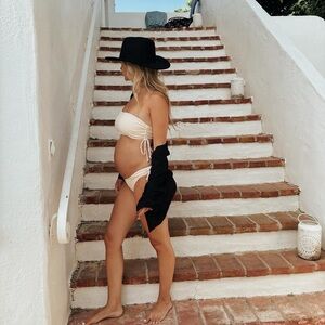 SHEIN CREAM RIBBED BANDEAU BIKINI